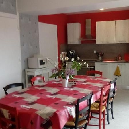 Maison En Pierre De Pays Ségrie Zewnętrze zdjęcie