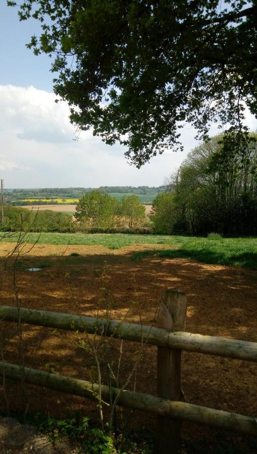 Maison En Pierre De Pays Ségrie Zewnętrze zdjęcie