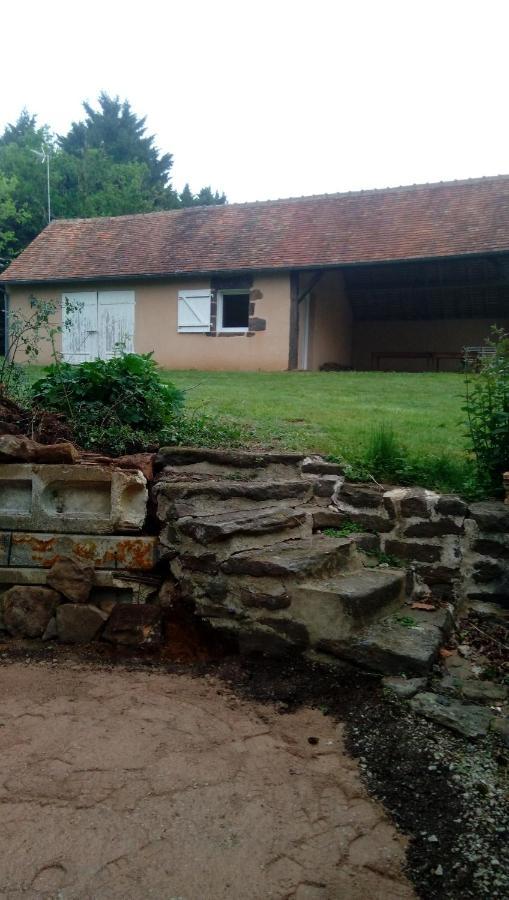 Maison En Pierre De Pays Ségrie Zewnętrze zdjęcie